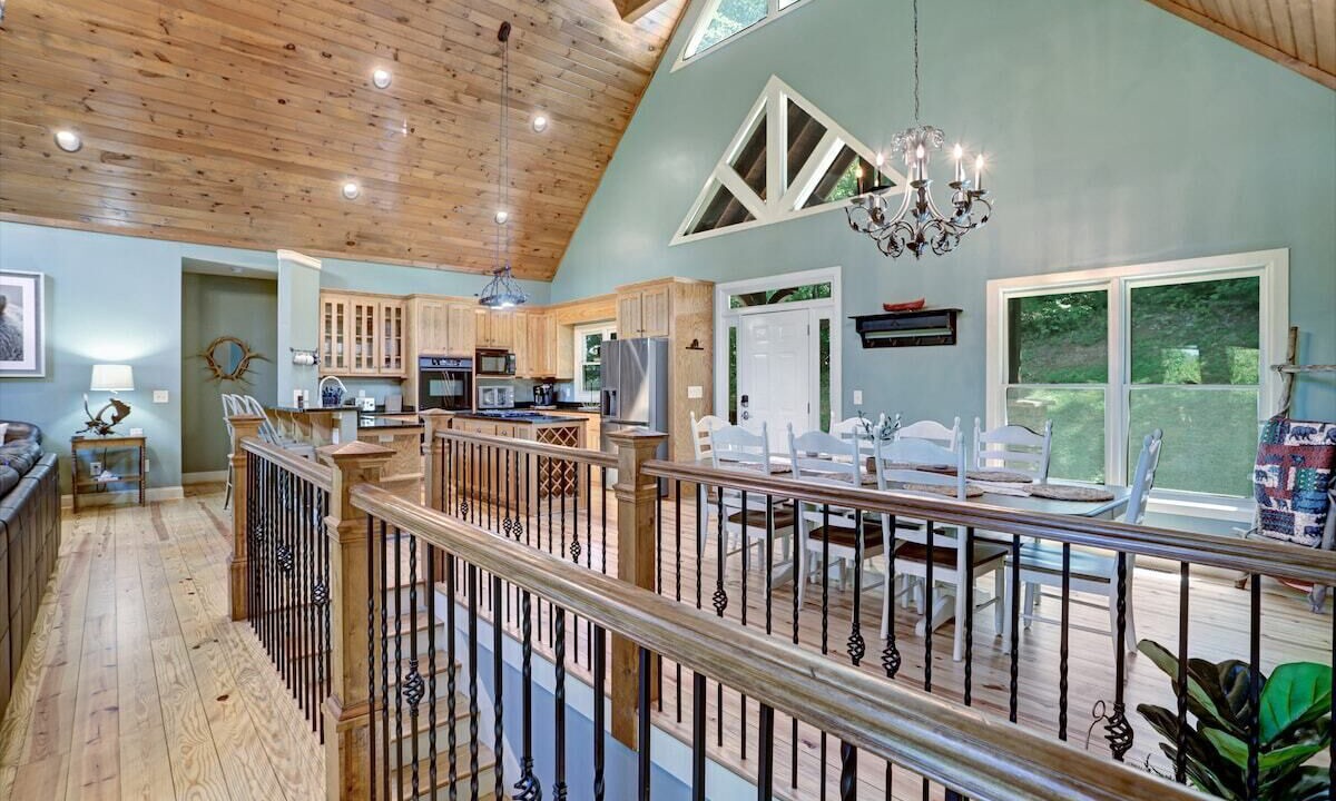 Photo of Others in Hiawassee