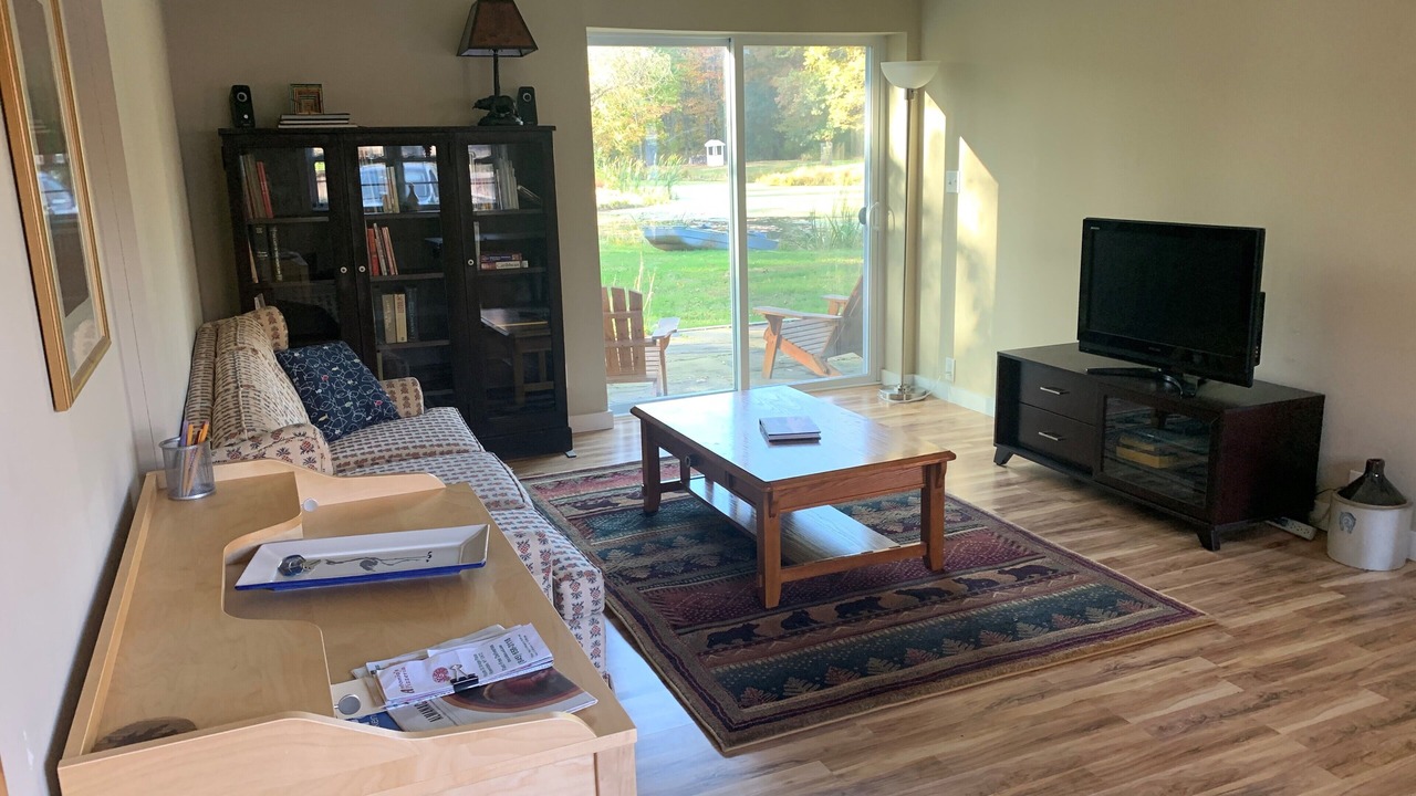Photo of Livingroom in Tillson