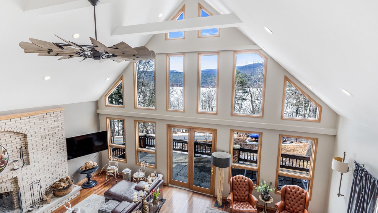 Photo of Livingroom in Hadley