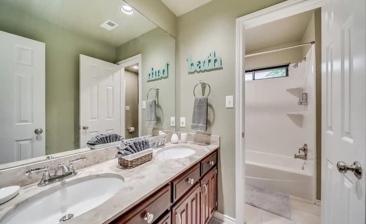 Photo of Bathroom in Far North Dallas