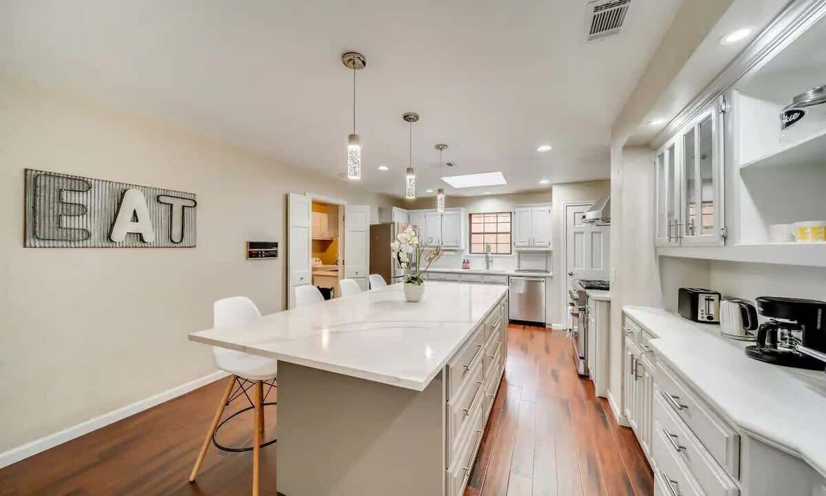 Photo of Kitchen in Far North Dallas