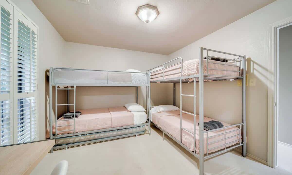 Photo of Bedroom in Far North Dallas