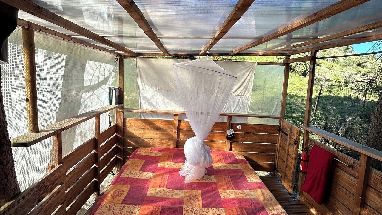 Photo of Bedroom in Fontjoncouse