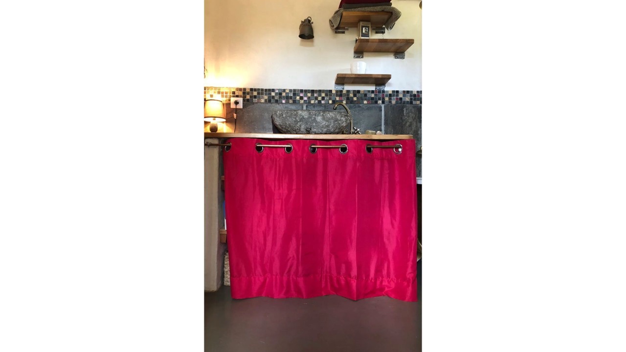 Photo of Bathroom in Fontjoncouse