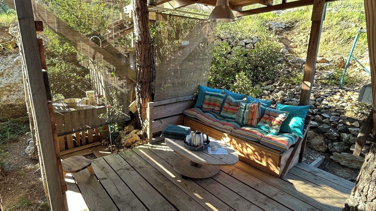 Photo of Patio Balcony in Fontjoncouse