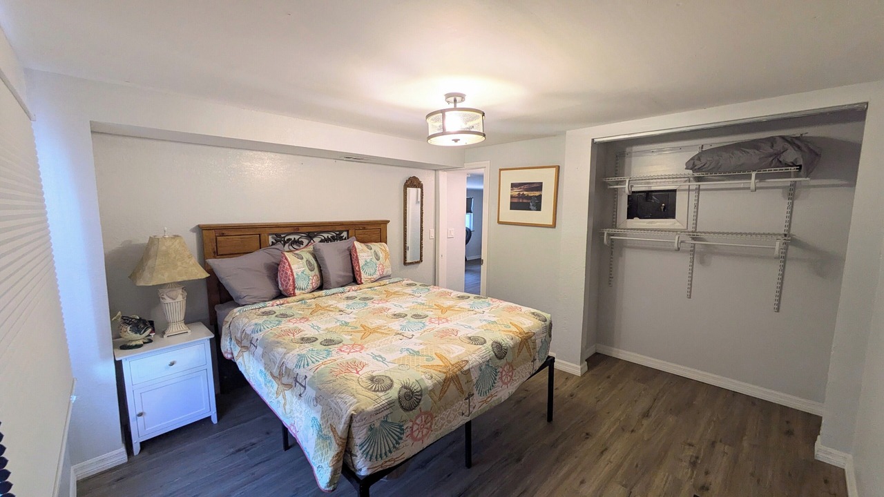Photo of Bedroom in Weeki Wachee Gardens