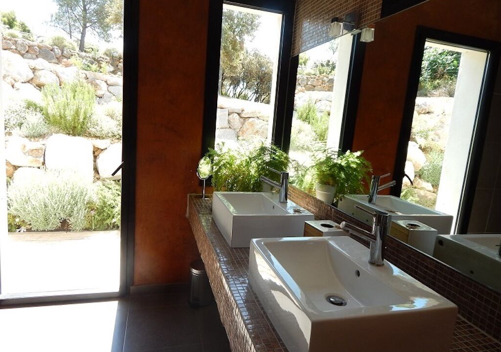 Photo of Bathroom in Saint-Gely-du-Fesc