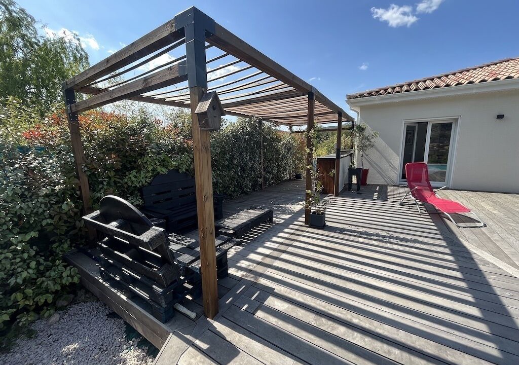 Photo of Patio Balcony in Saint-Jean-de-Cuculles