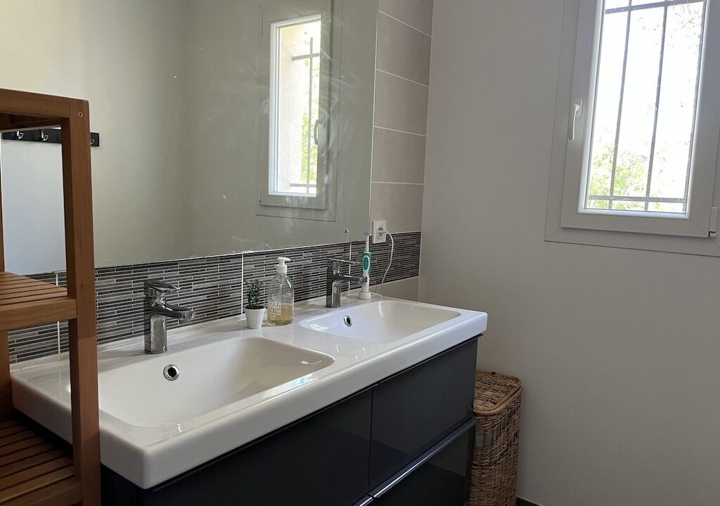 Photo of Bathroom in Saint-Jean-de-Cuculles