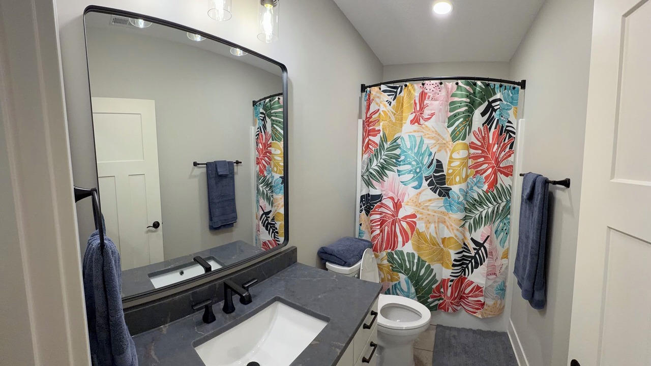 Photo of Bathroom in Panora