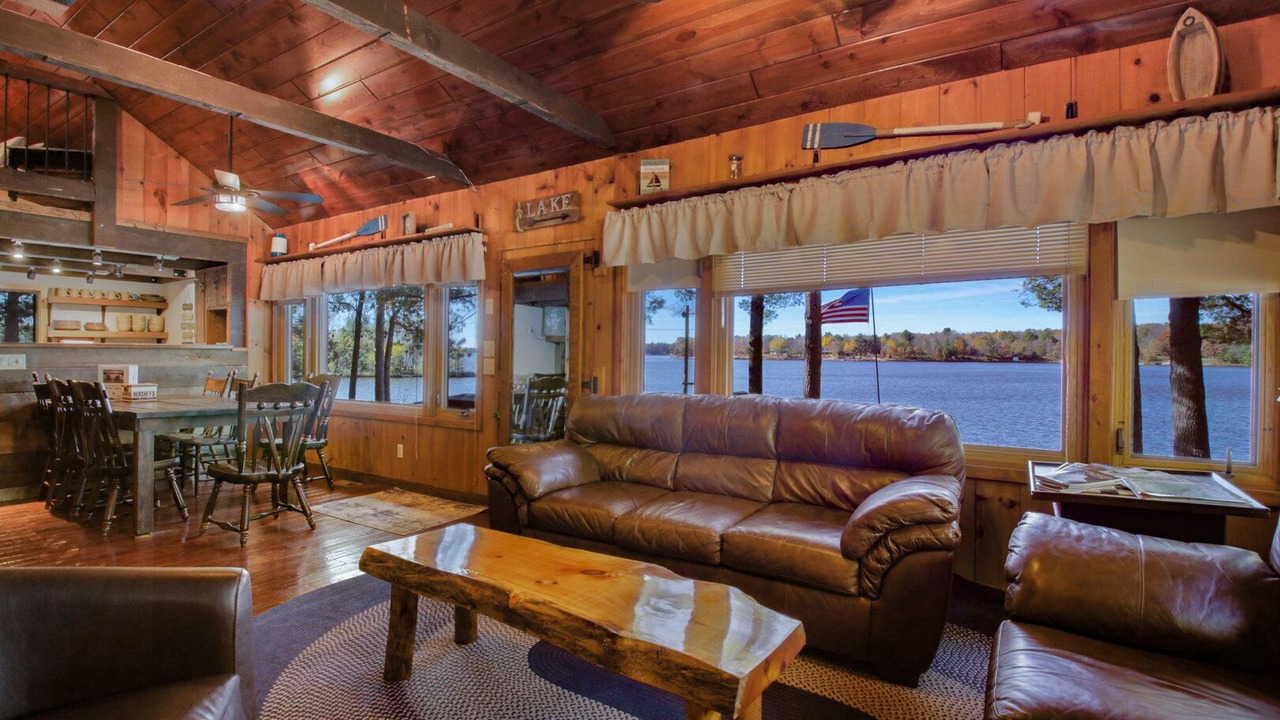 Photo of Livingroom in Neillsville