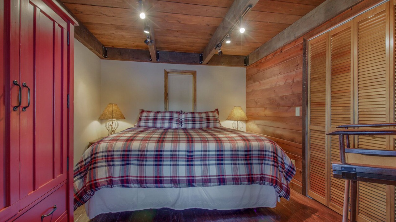 Photo of Bedroom in Neillsville