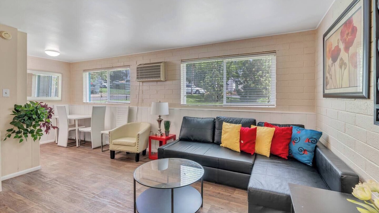 Photo of Livingroom in Lower Avenues