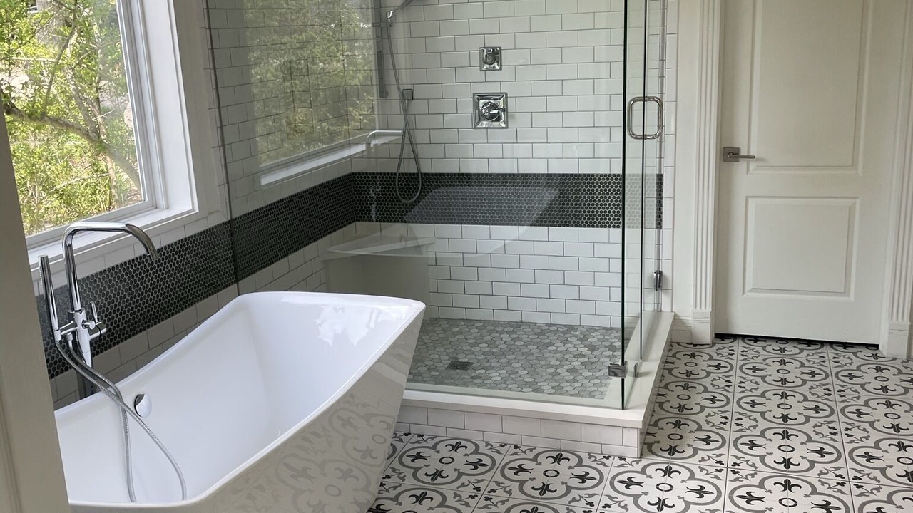 Photo of Bathroom in Lower Basin Lake Travis