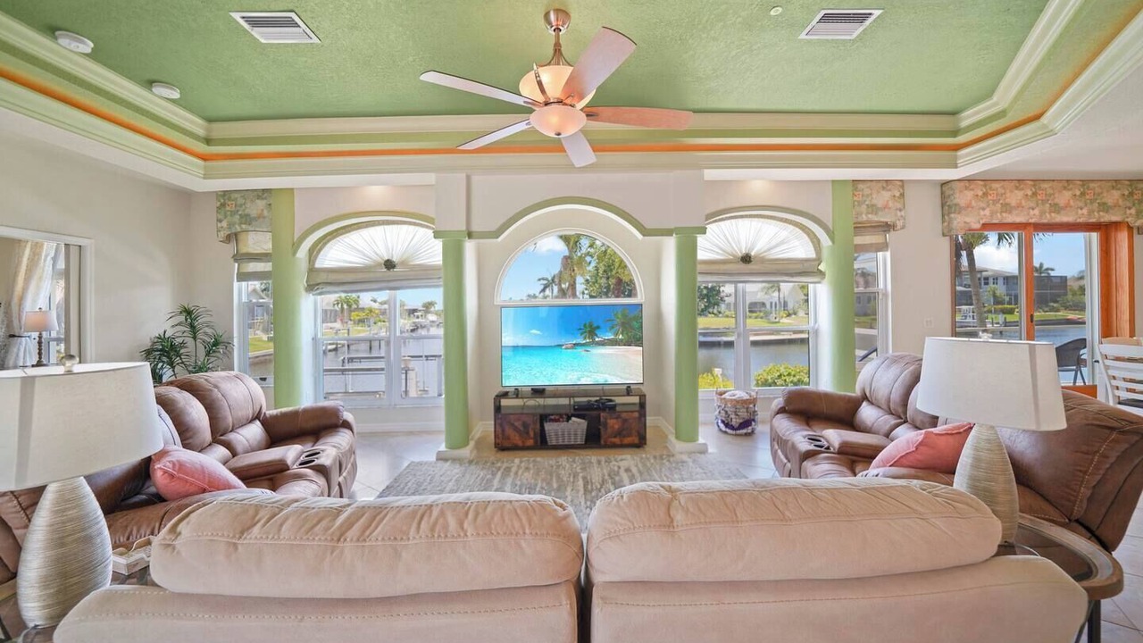 Photo of Livingroom in Burnt Store Isles