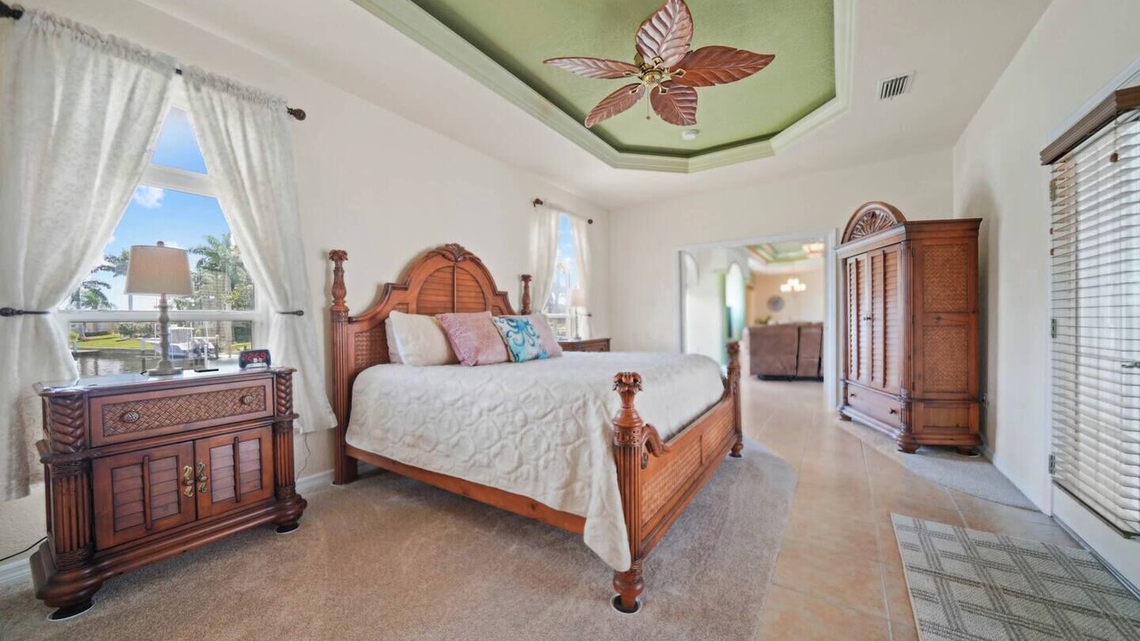 Photo of Bedroom in Burnt Store Isles