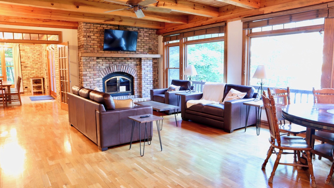 Photo of Livingroom in Douglas County
