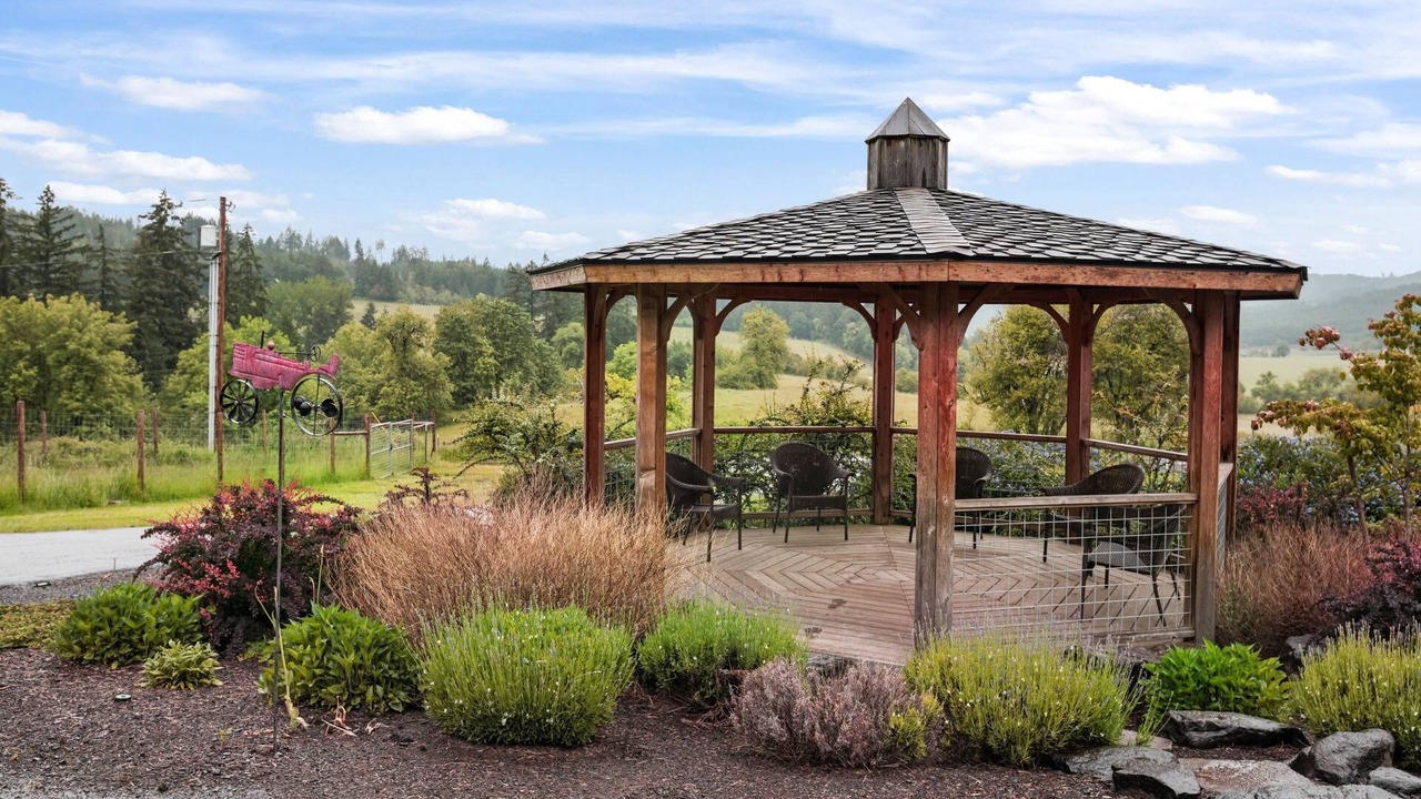 Photo of Others in Newberg