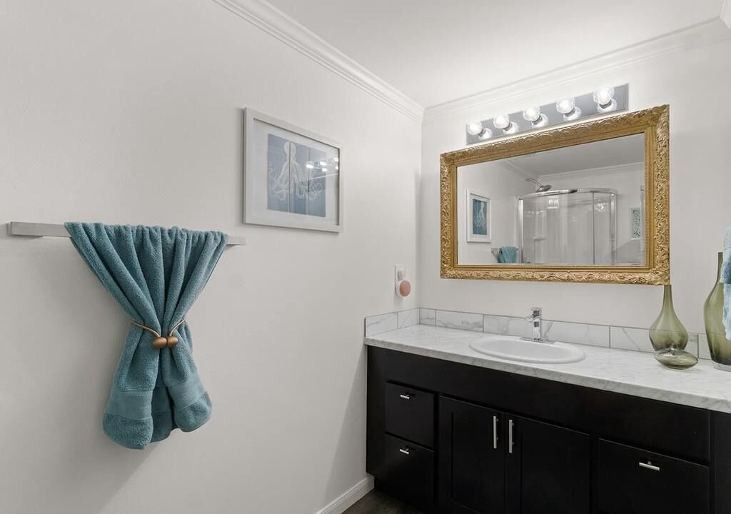 Photo of Bathroom in Ore City