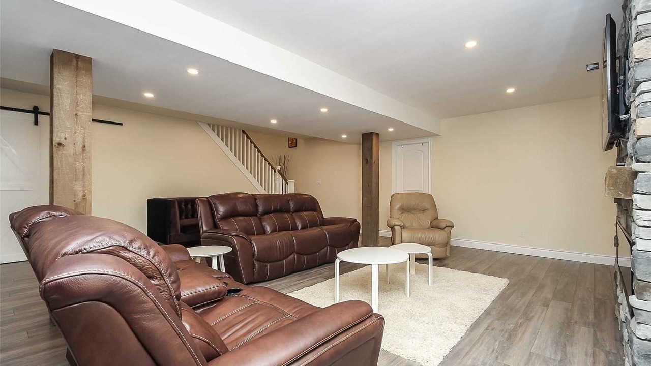 Photo of Livingroom in Tiny
