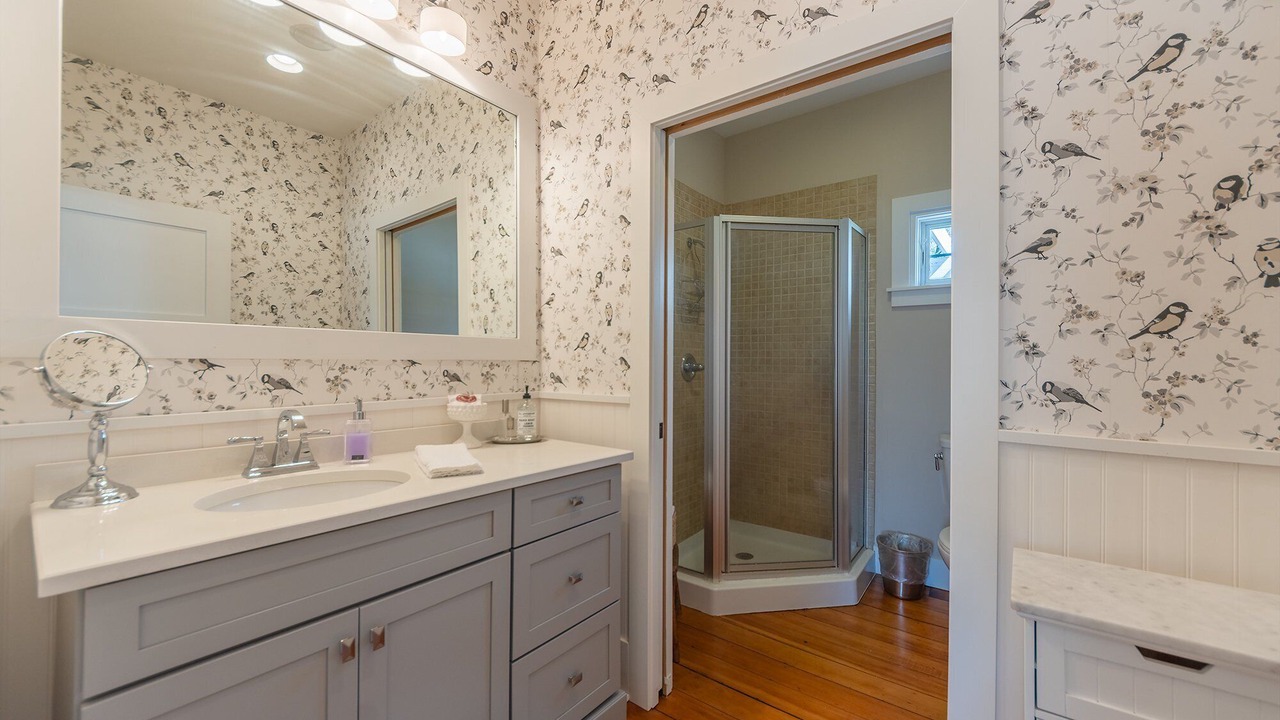 Photo of Bathroom in Douglas