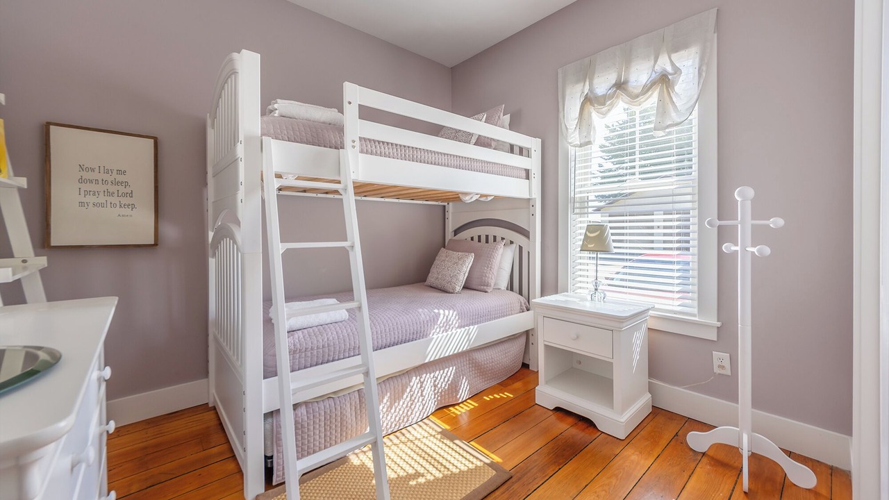Photo of Bedroom in Douglas