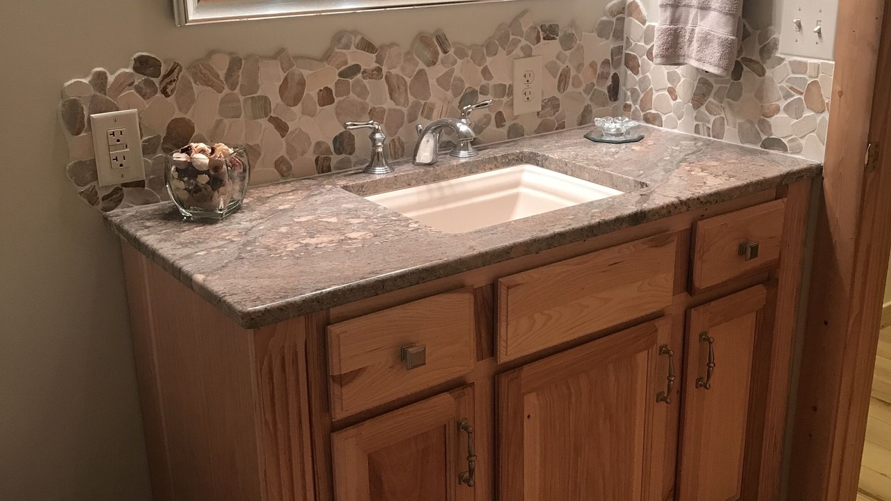 Photo of Bathroom in White Cloud