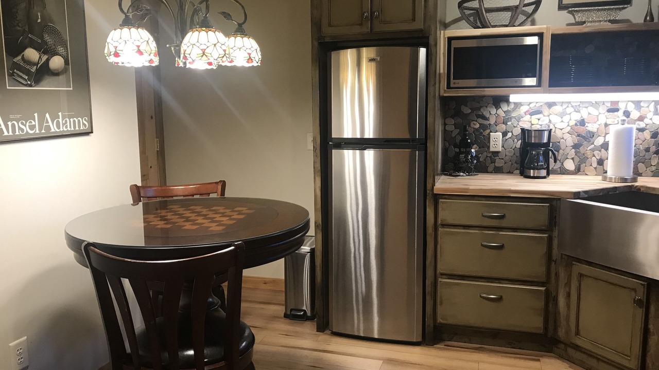Photo of Kitchen in White Cloud