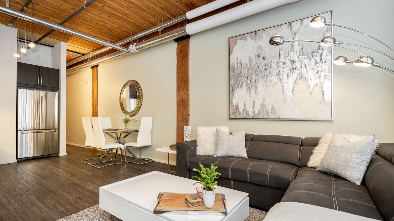 Photo of Livingroom in Exchange District