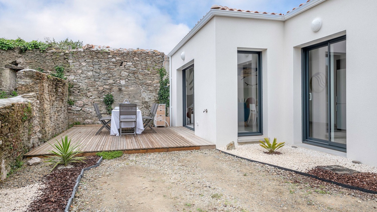 Photo of Outdoor in Saint-Michel-Chef-Chef