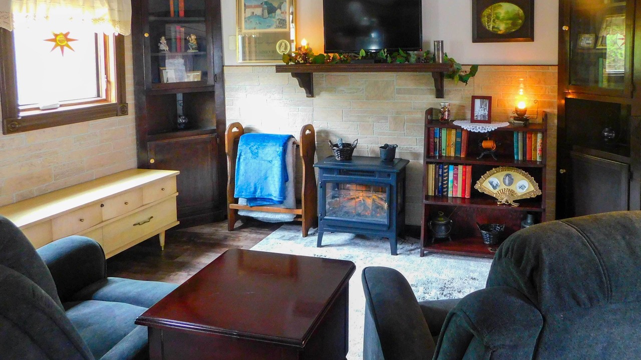 Photo of Livingroom in St. Charles