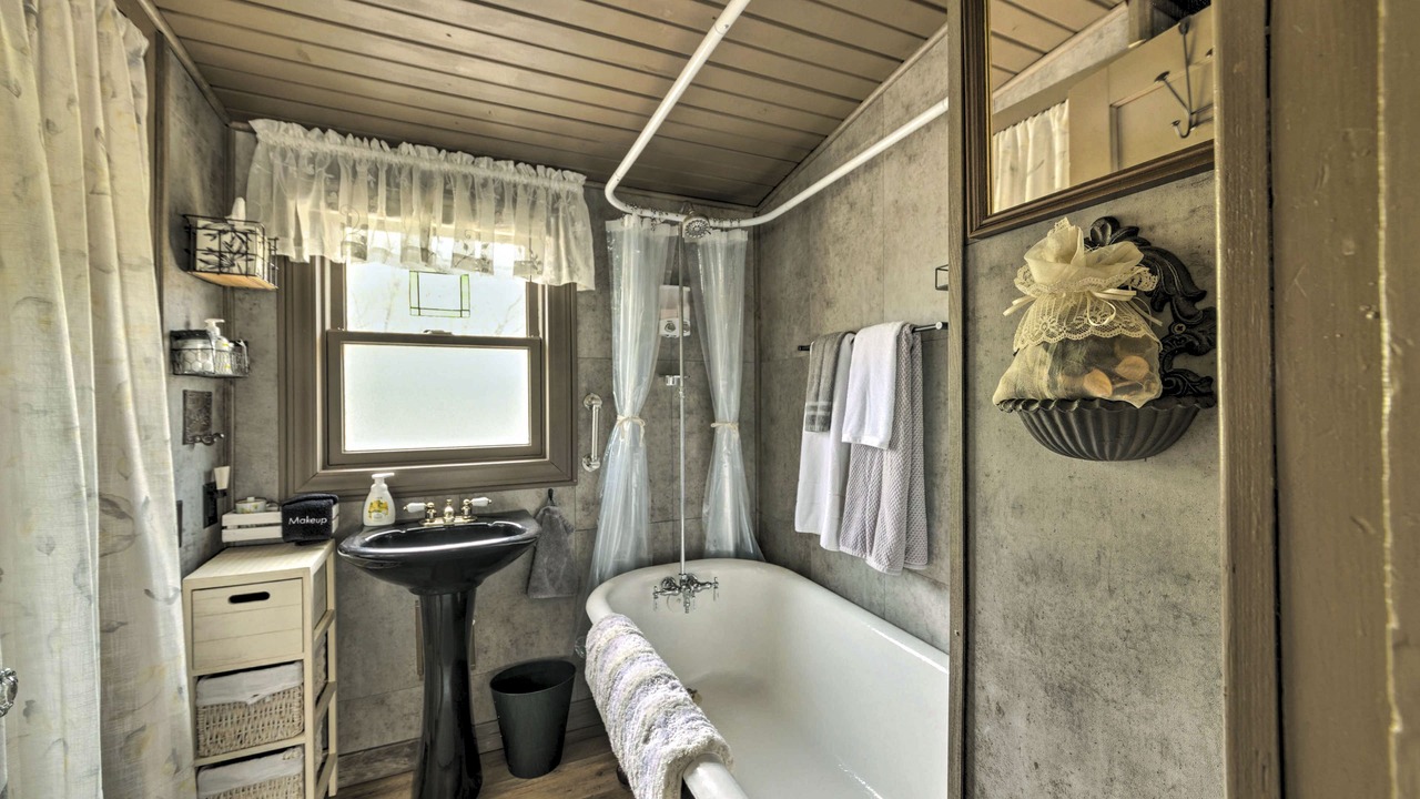 Photo of Bathroom in St. Charles