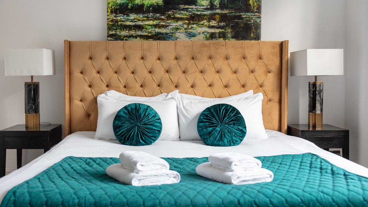 Photo of Bedroom in Lancaster Gate