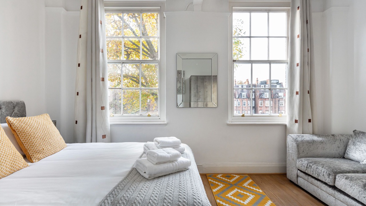 Photo of Bedroom in Lancaster Gate