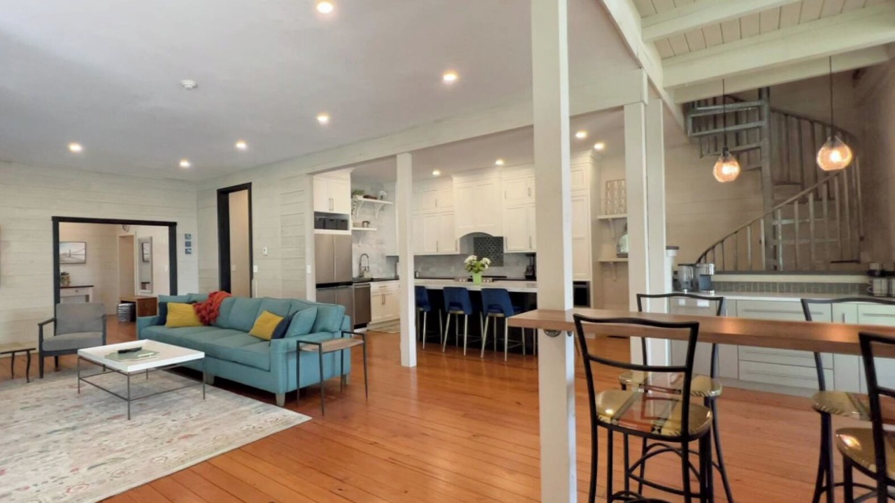 Photo of Livingroom in Teaticket