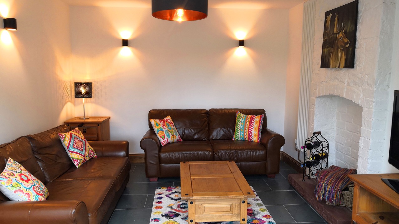 Photo of Livingroom in Cinderford