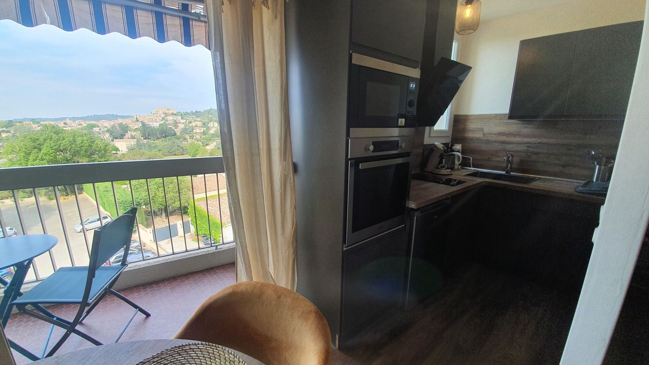 Photo of Kitchen in Greoux-les-Bains