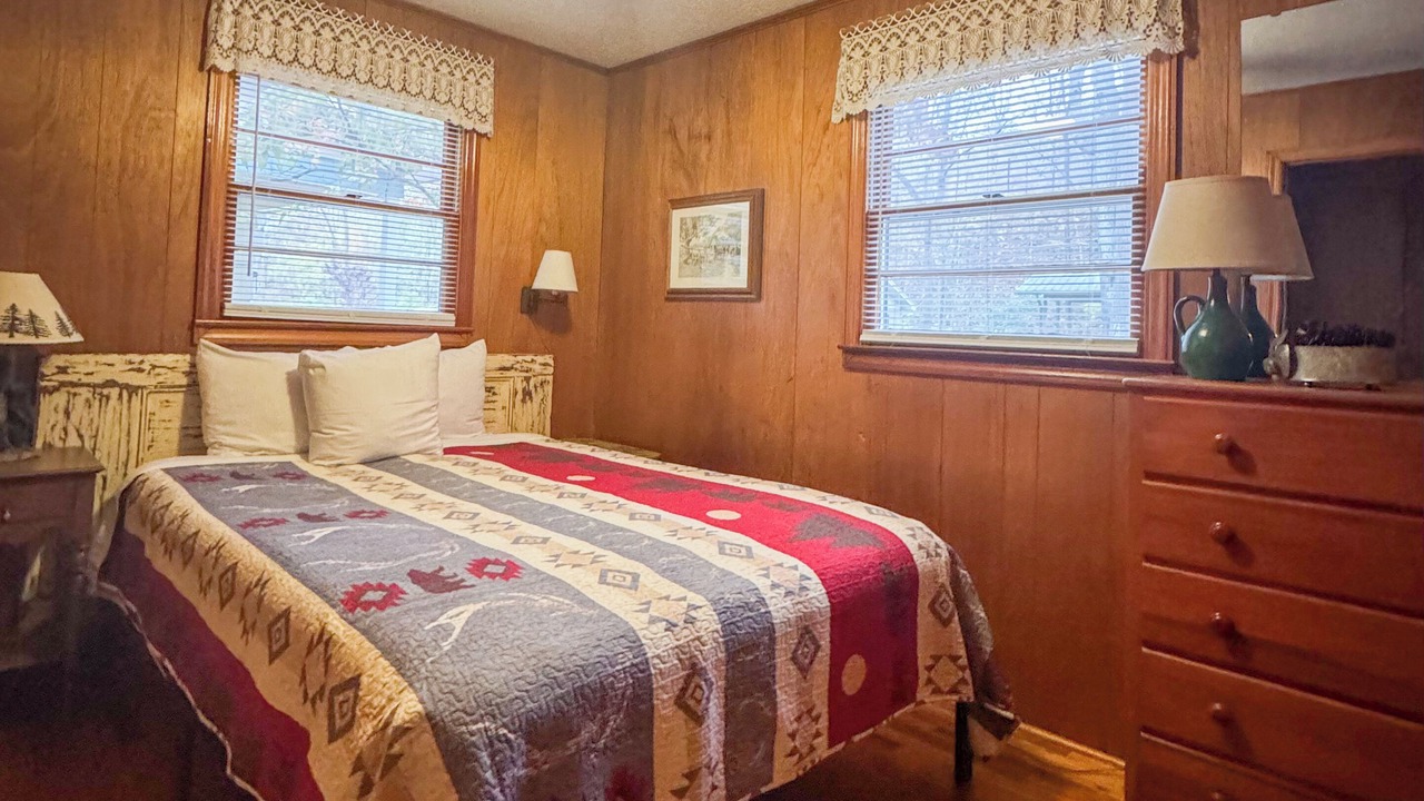 Photo of Bedroom in Maggie Valley
