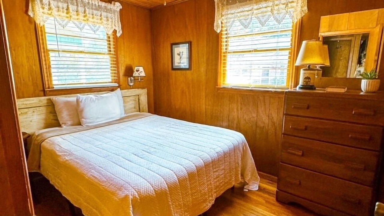 Photo of Bedroom in Maggie Valley
