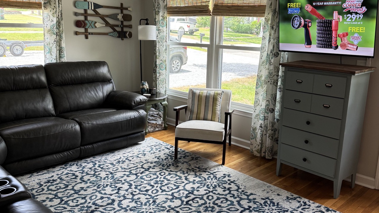 Photo of Livingroom in Clarksville