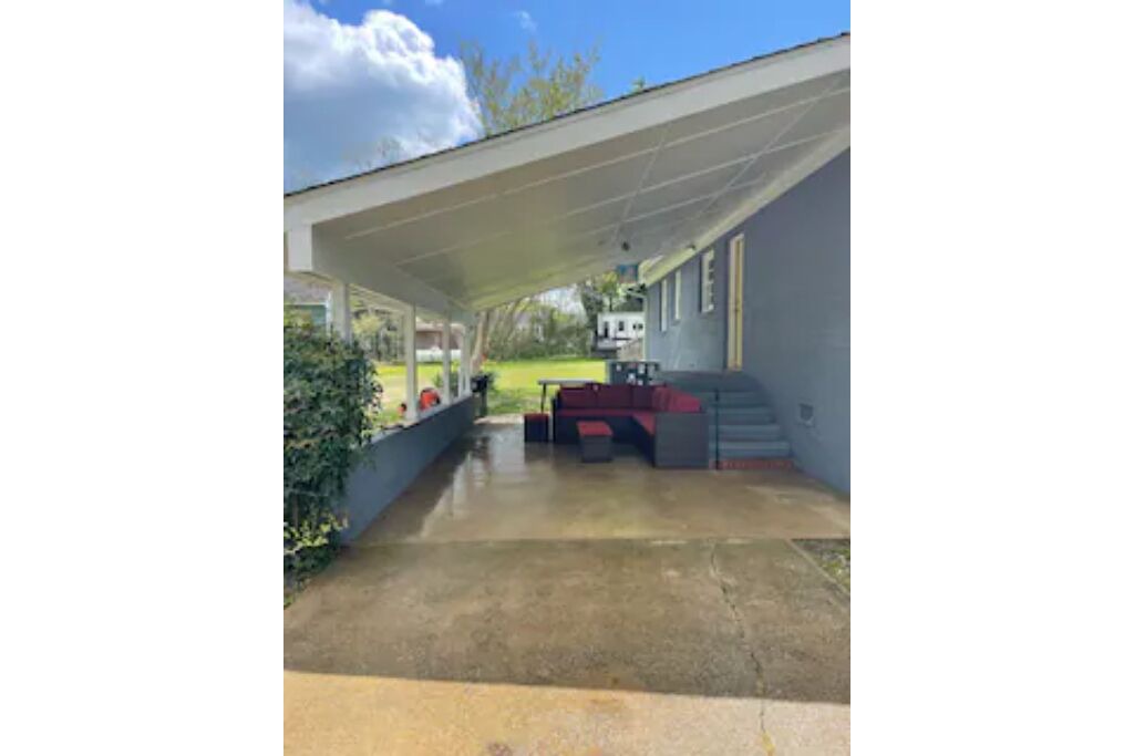Photo of Patio Balcony in Clarksville