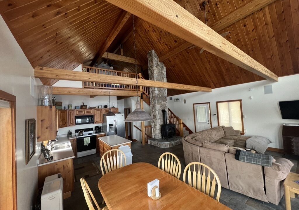 Photo of Livingroom in Raymond