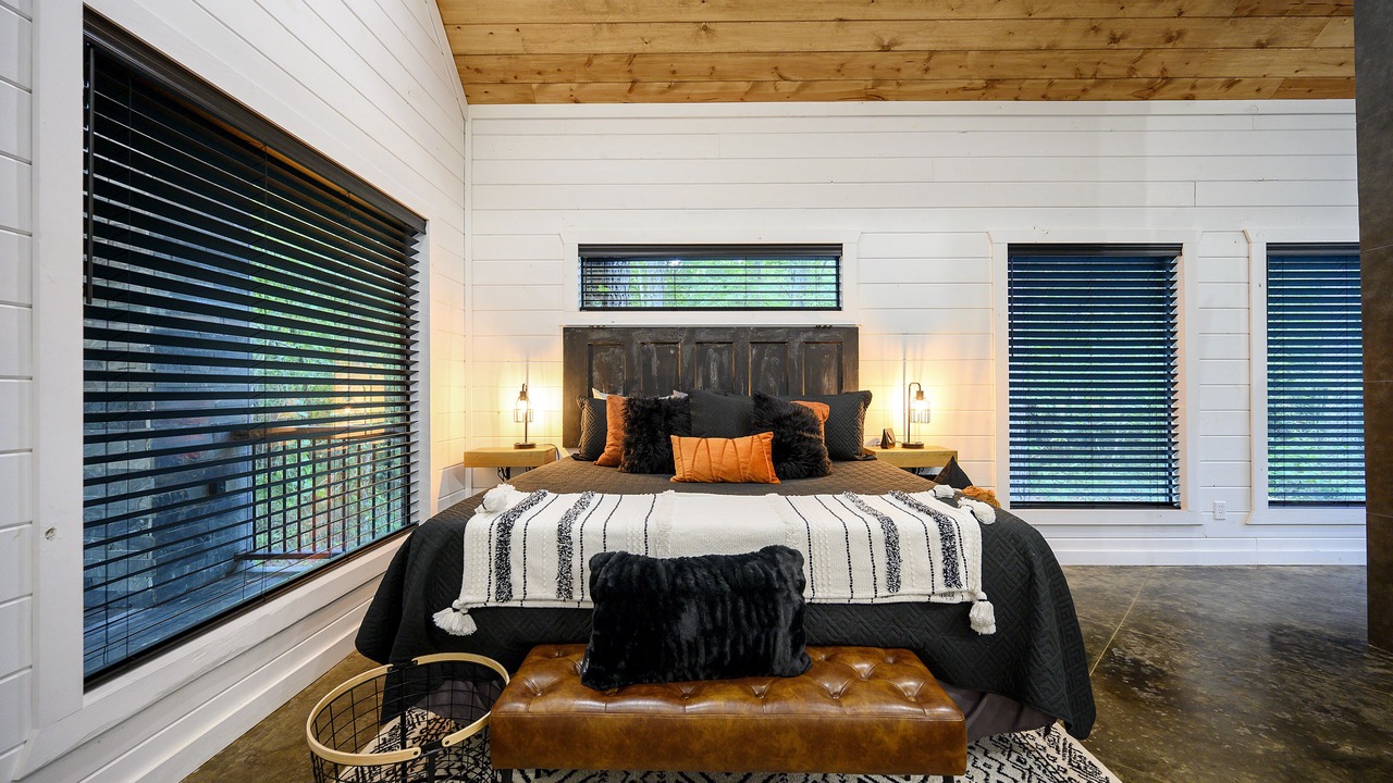 Photo of Bedroom in Broken Bow