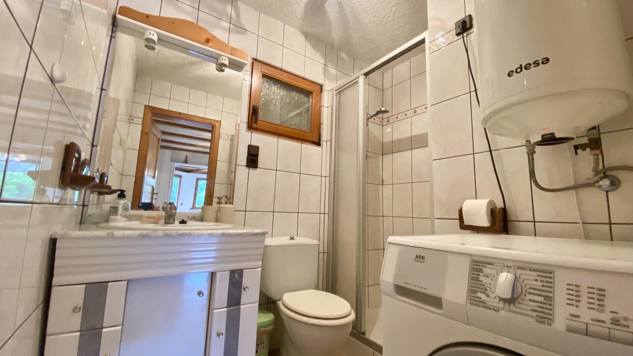 Photo of Bathroom in Canyelles