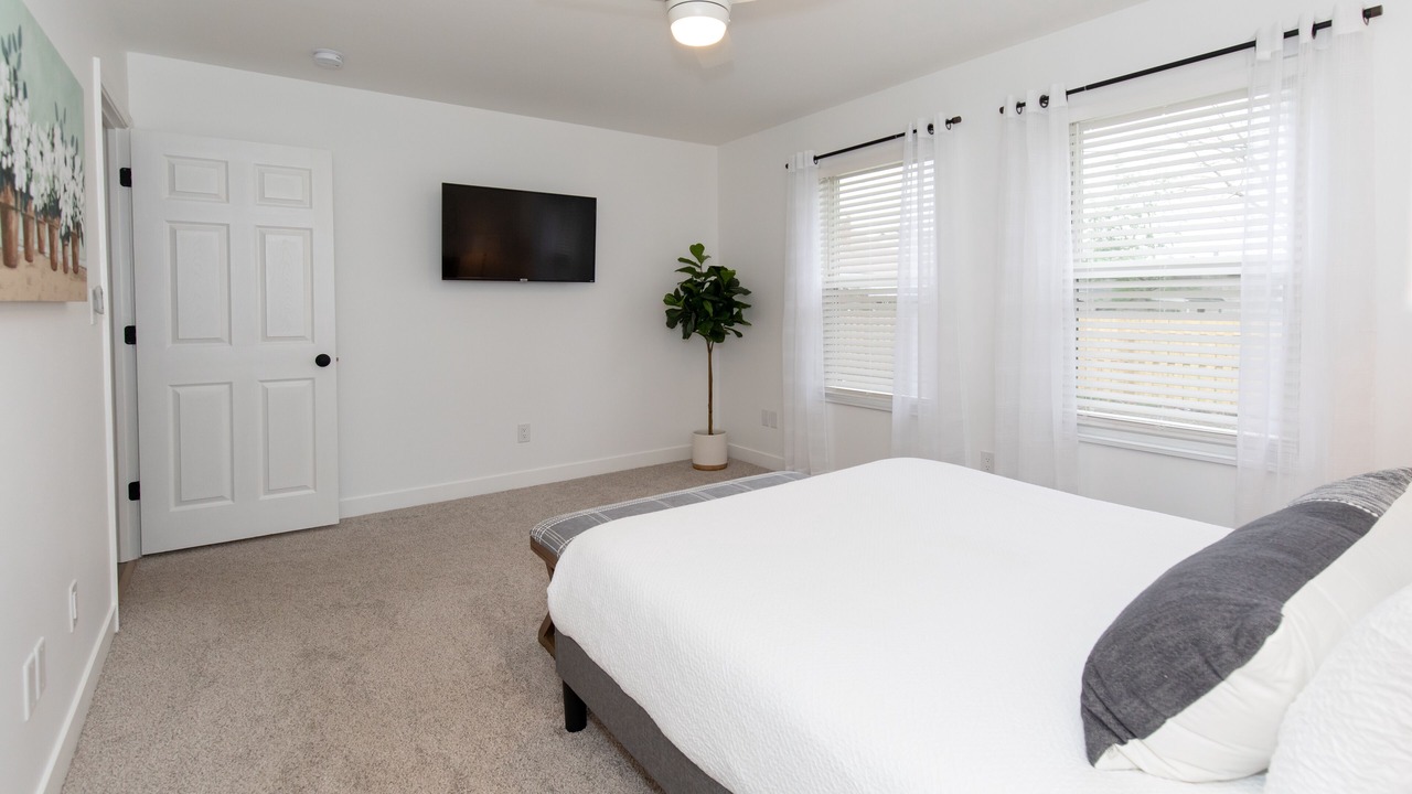 Photo of Bedroom in Sandusky