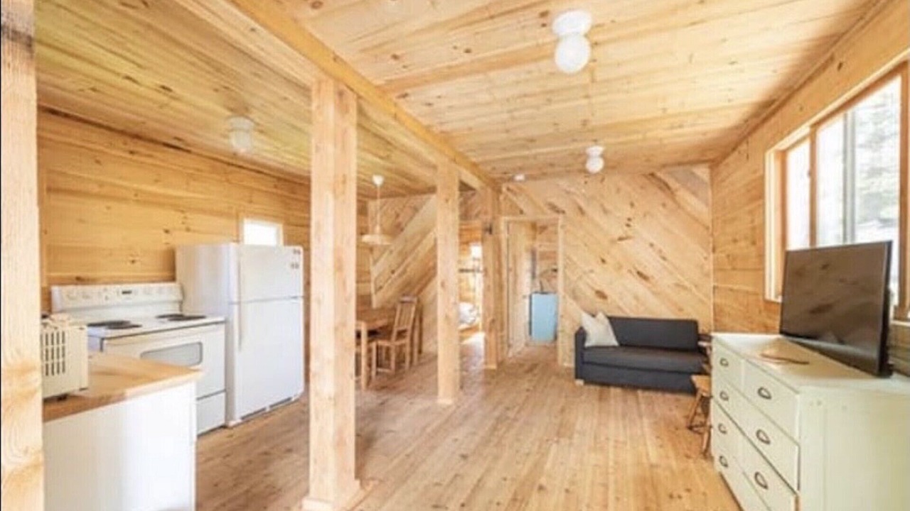 Photo of Bedroom in Muskoka Lakes