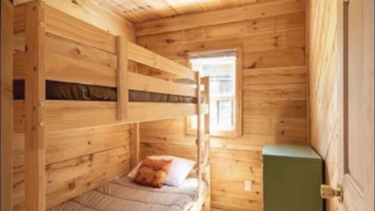 Photo of Bedroom in Muskoka Lakes