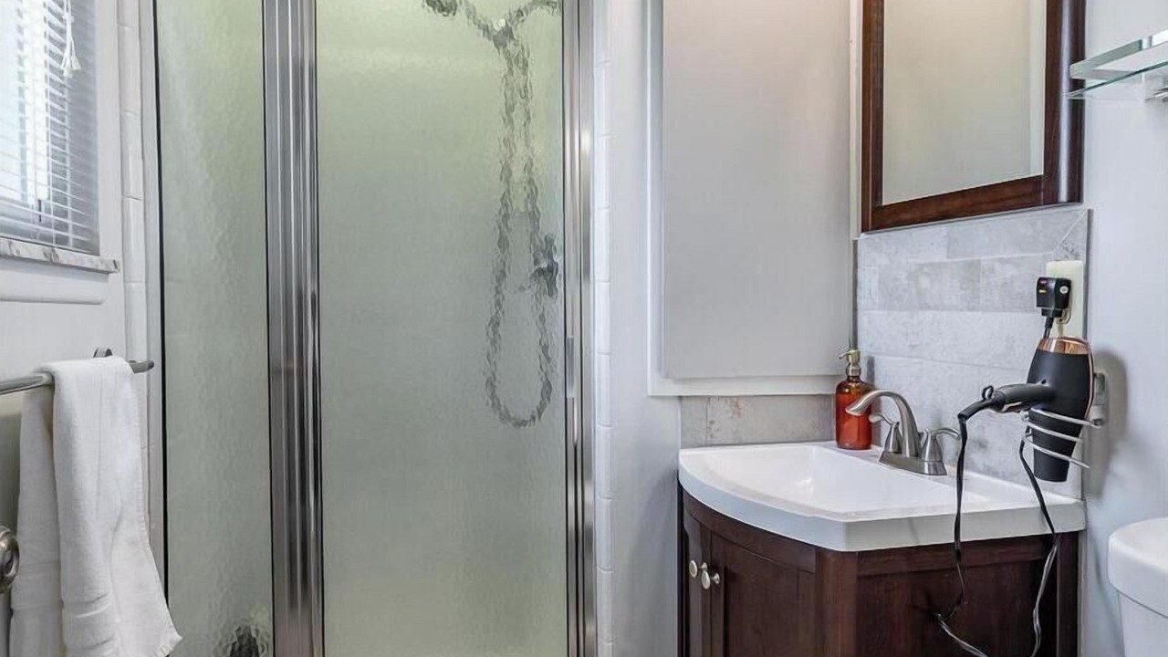 Photo of Bathroom in Troy
