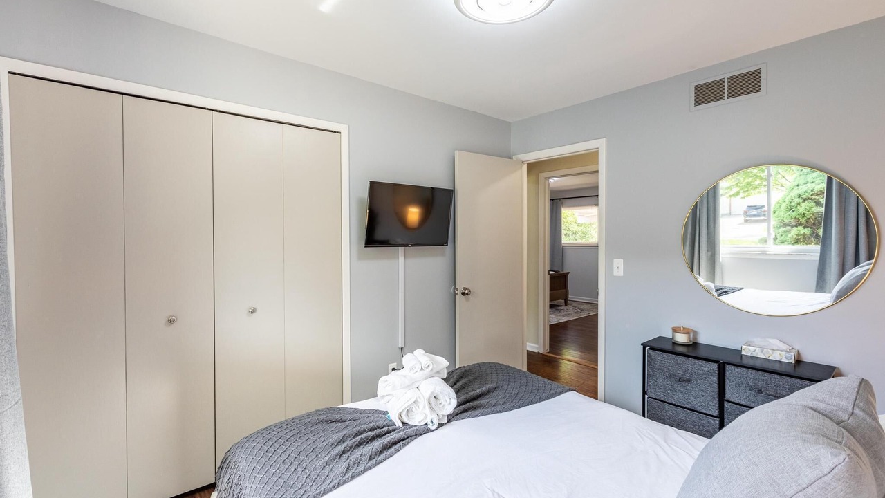Photo of Bedroom in Troy