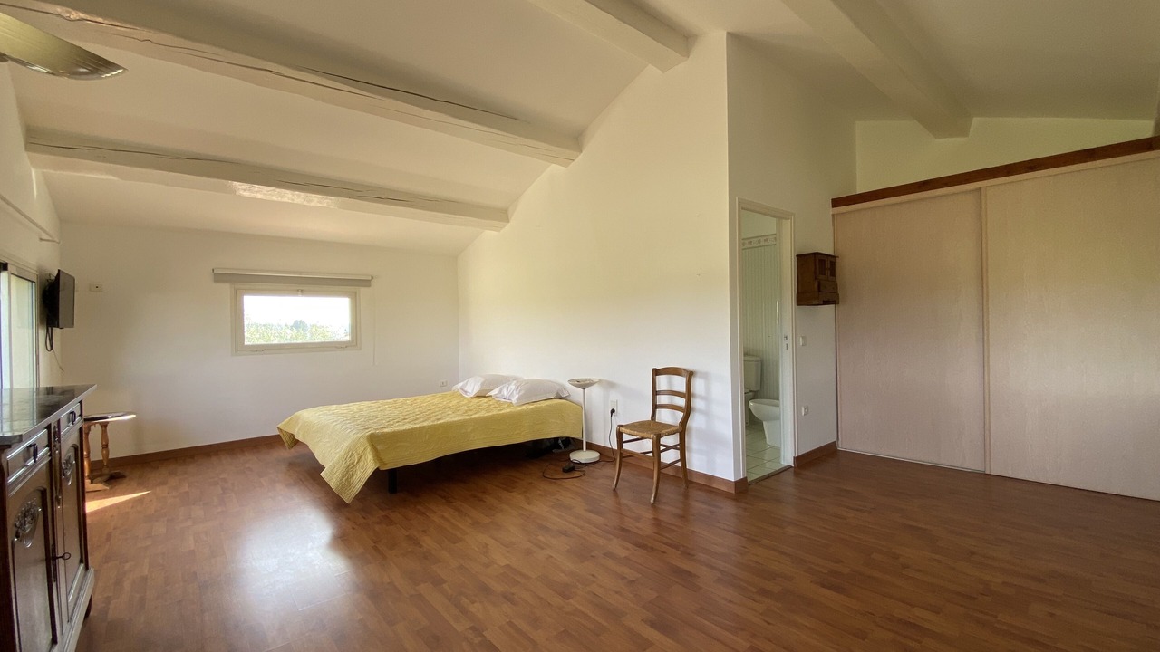 Photo of Bedroom in Montpeyroux